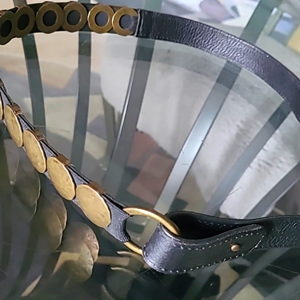 Black and Gold Women's Belt - Picture 2 of 9